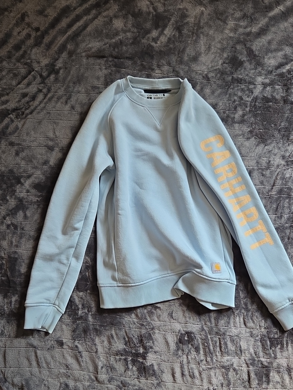 Carhartt Men’s Pale Blue Crewneck Sweatshirt with Yellow Sleeve Logo